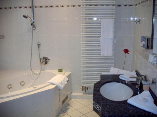 Hotel Alexander Oldenburg Dış mekan fotoğraf